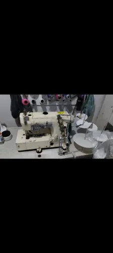 Vendo máquina de costura Galoneira swil Strong semi nova 