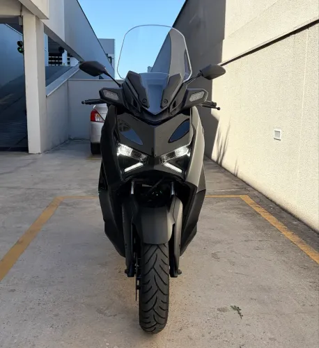 Yamaha XMAX 250 Connected