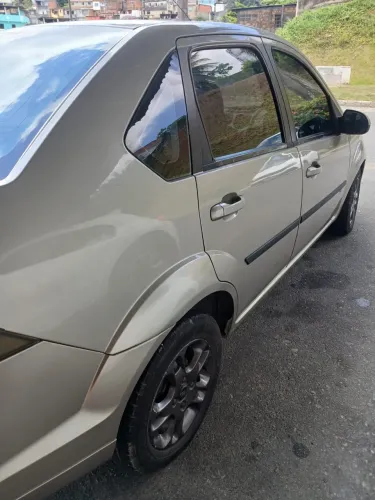Ford Fiesta 1.6 16V Flex Mec. 5P 2014