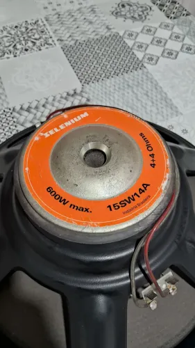 Subwoofer selenium