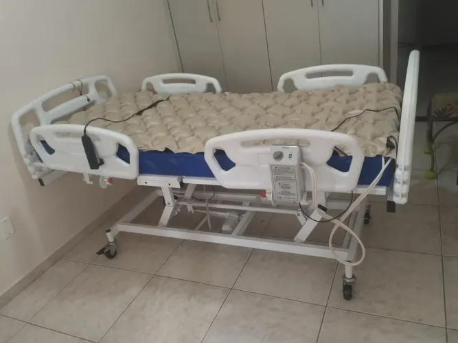 Cama hospitalar com colchão+colchão pneumático