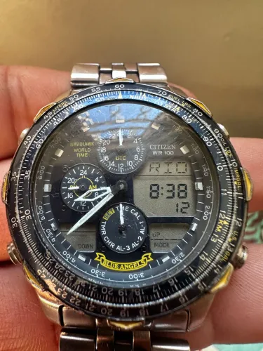Relógio Citizen C300