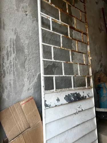 Portão de ferro
