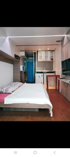 Container suite