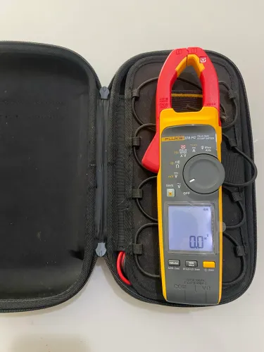 Alicate amperímetro Fluke 378fc