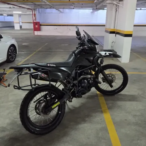 Yamaha XTZ 250 Lander Equipada e Personalizada