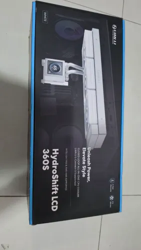 Water Cooler Lian Li HydroShift LCD 360S ? White