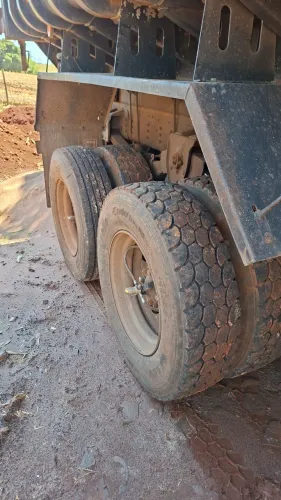 Vendo caminhão Caçamba