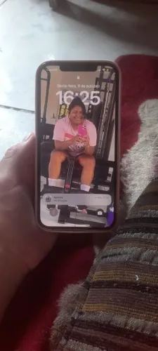 Celular 12 pro Max cor dourado