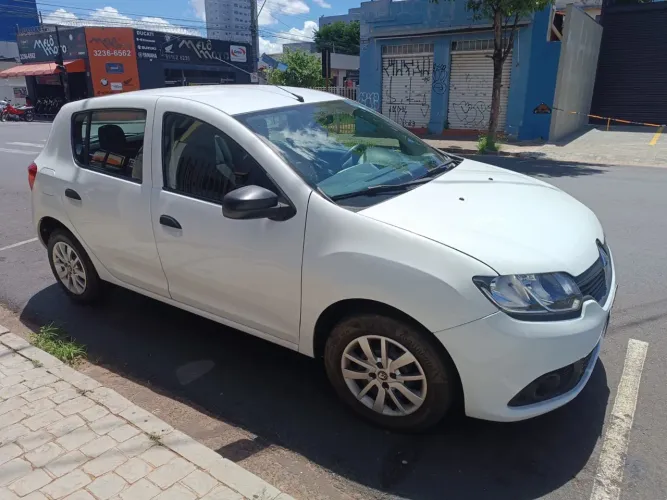 650 Aluguel de carro  pra motorista de passageiros ou entregas 