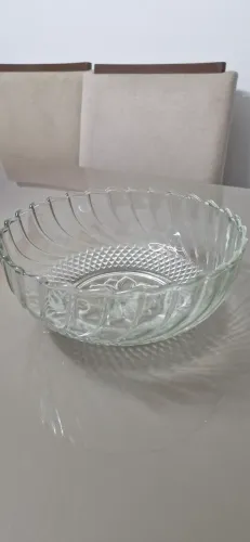 Tigela de vidro decorada cristal