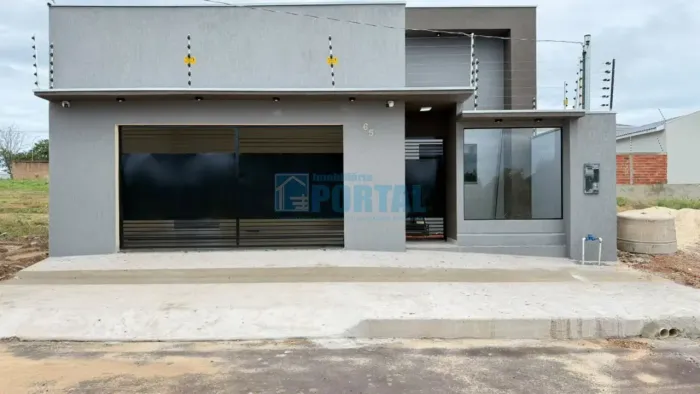 Imóvel para venda possui 133 metros quadrados com 2 quartos em JARDIM DOS IPÊS - Água Boa