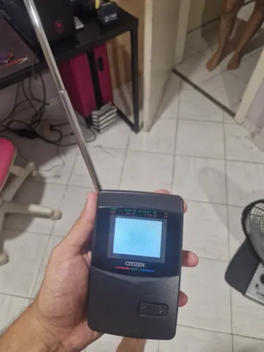 Mini televisão 