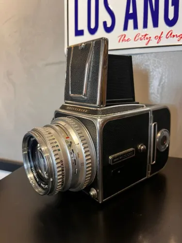 Câmera Hasselblad 500c/m Cm Planar C 80mm F2.8 (Usado)