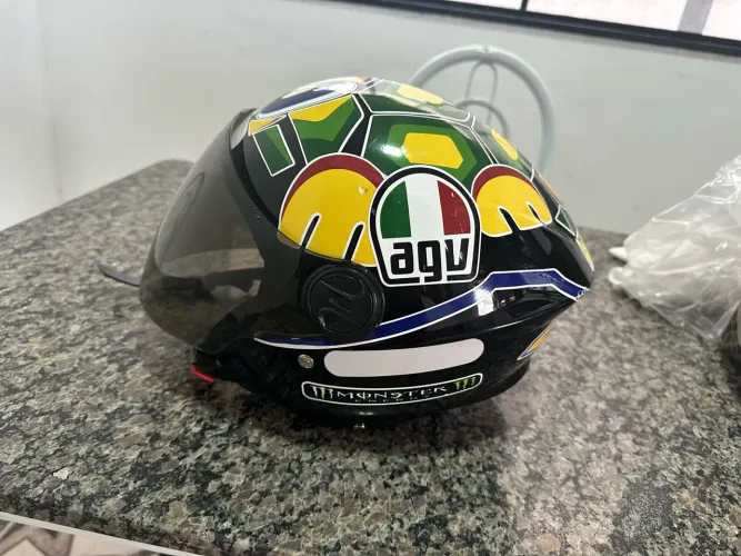 Capacete New Liberty Adesivado AGV