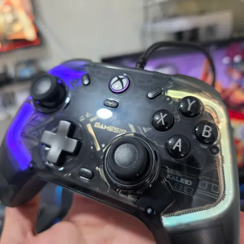 Controle cabeado p/ Xbox e Pc GameSir Kaleid *Novo- Analógicos Hall Effect, Botões Óticos