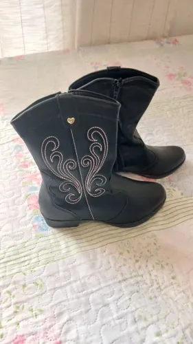 Bota infantil Tamanho 31