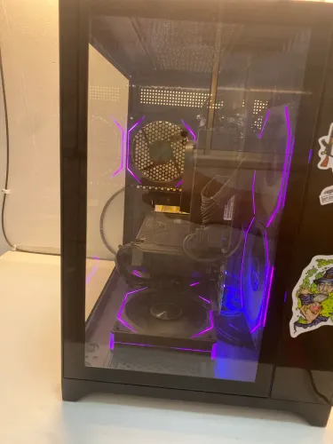 Pc gamer. Rx 7600+ ryzen 5 5500, 16gb de ram