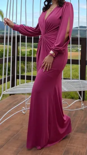 Vendo vestido de festa