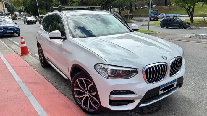 BMW X3 Xdrive 30E X-line Turbo Híbrido AU 2021