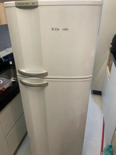 Geladeira Electrolux Frost Free DF 38