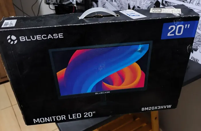 Monitor BLUECASE 20 POLEGADAS HDMI, novíssimo 