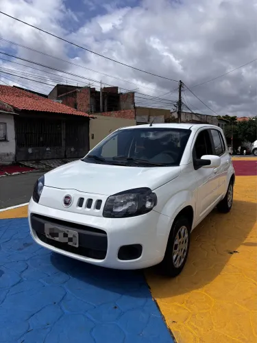 Fiat Uno Vivace Celeb. 1.0 EVO F.flex 8V 5P 2016