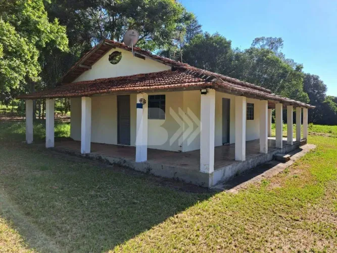 Chácara à venda no bairro Tamanduá, na cidade de Santa Maria da Serra/SP