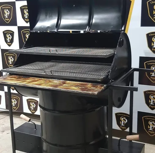 Churrasqueira para defumação e a bafo 