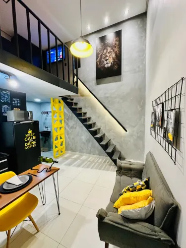 Apartamento Loft mobiliado/decorado (água, luz e internet inclusa).150m da SmartFit.