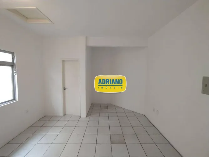 Sala para alugar, 20 m² por R$ 956,26/mês - Barreiros - São José/SC