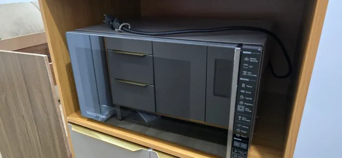 Microondas Brastemp 32 litros espelhado