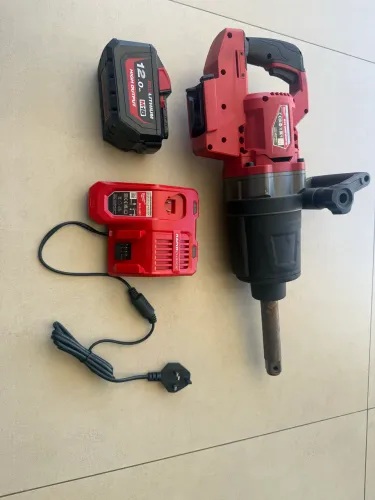 Olha o que eu encontrei! Kit De Chave De Impacto Milwaukee M18 Fuel Com Baterias