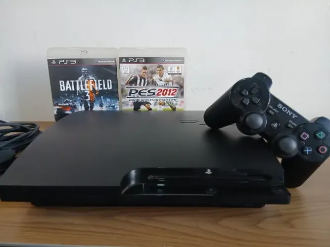 PlayStation 3 Slim 160GB + Controle Original + 2 Jogos