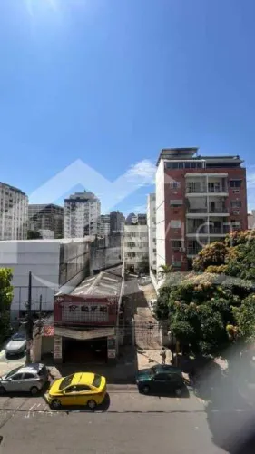 Maravilhoso dois quartos próximo ao metrô!!!
