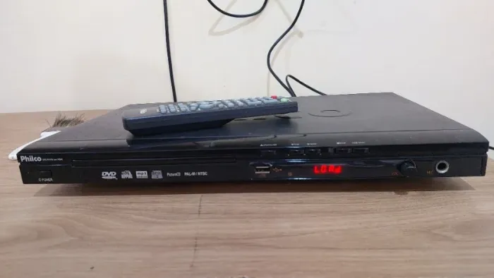 DVD player Philco PH190 HDMI com problema (vir buscar/enviar app no Marco, Pix) R$20,00