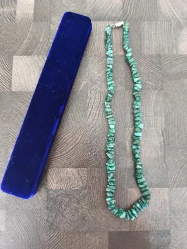 Colar de Pedras Verde Jade 50 cm