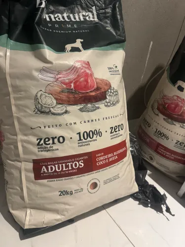 Ração bionatural de 380 por 250 reais 