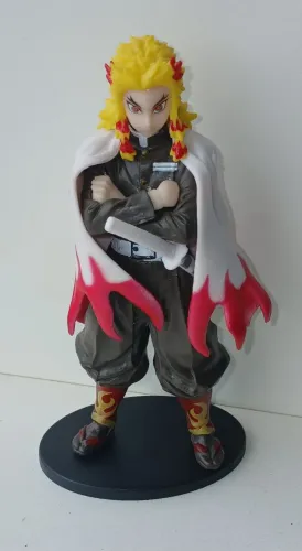 BONECO ACTION FIGURE DEMON SLAYER KYOJURO RENGOKU
