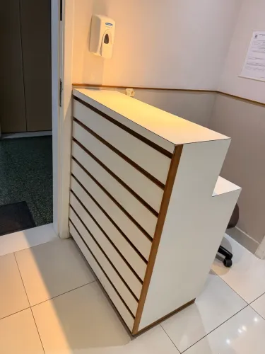 Balcão em excelente estado, ideal para você!