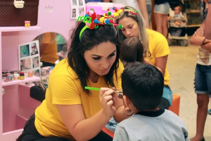 Pintura de rosto e Balão mania para festas infantis em Brasília DF crianças