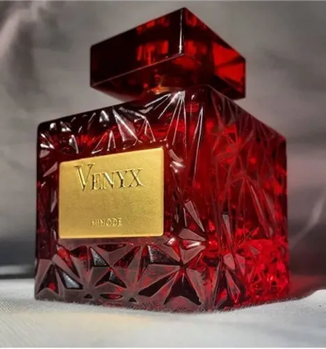 Fragrância Feminina Venyx Hinode.