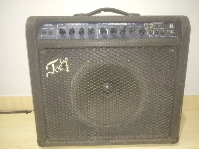Amplificado 100w Troco por guitarra