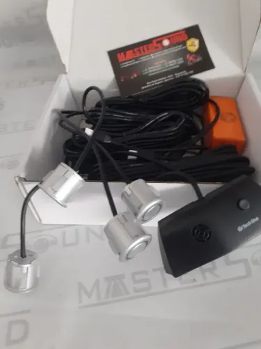 Kit sensor de estacionamento. 4 pontos. Na cor prata. Garantia. Novo. Instalado. 