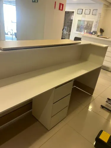Móveis para escritório balcão para recepção 