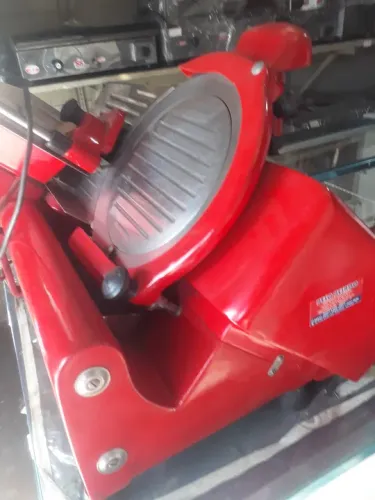 Cortador de frios filizola e moedor de carne