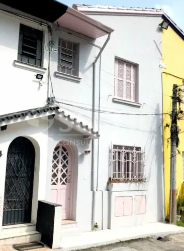 Casa de Vila comercial com 150m² de área construída no Jardins!