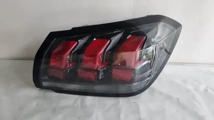 Lanterna traseira LD Peugeot 208 2021/2023 Original