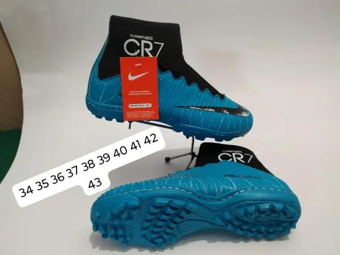 Chuteira botinha Tam 34 ao 43 ?