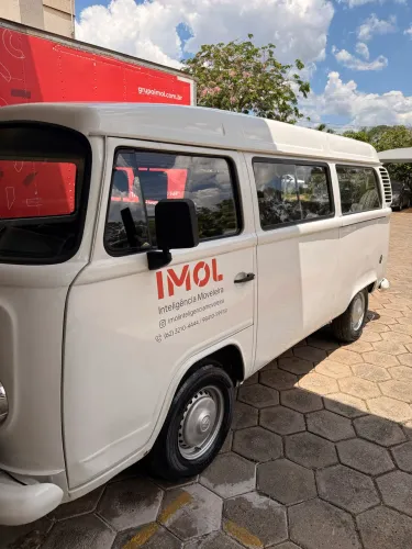 Volkswagen Kombi Lotação 1.4 MI Total Flex 8V 2010